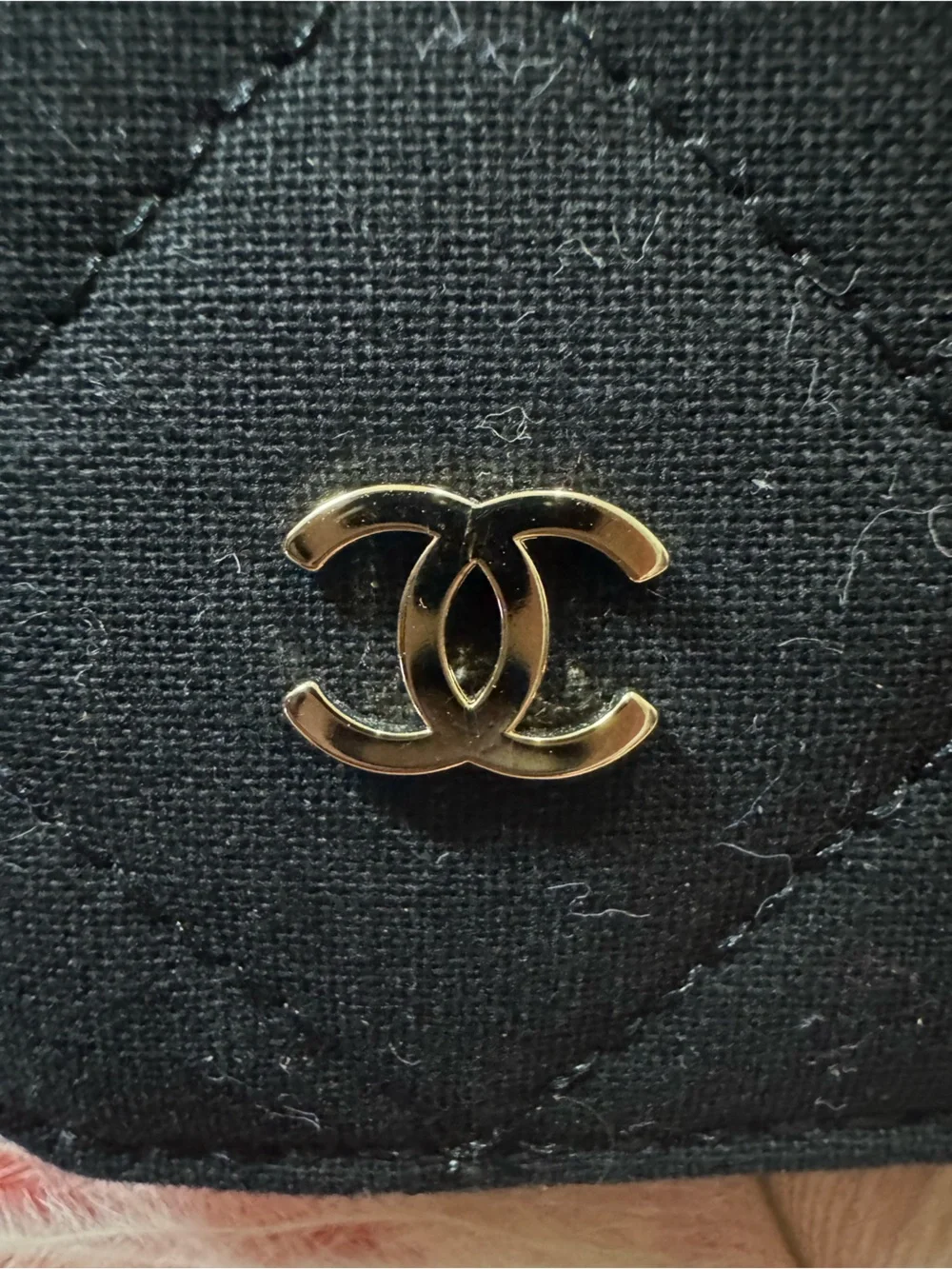 CHANEL 💯% Authentic Black Quilted Velvety Sunglasses Case with Iconic CC Emblem.